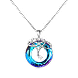Ensemble de collier et de boucles d'oreilles en cristal d'amour infini