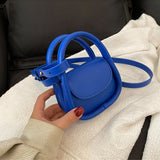 Mini étui pour casque en cuir coloré