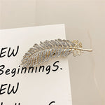 Barrette à plumes de diamant